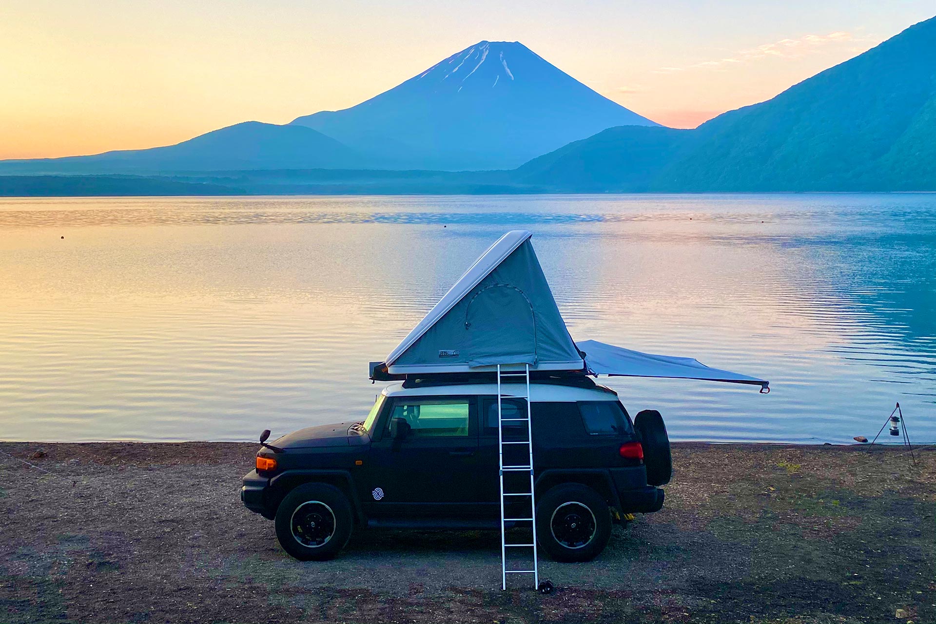 Black Toyota FJ Cruiser Rental Camping at Mt Fuji sunrise