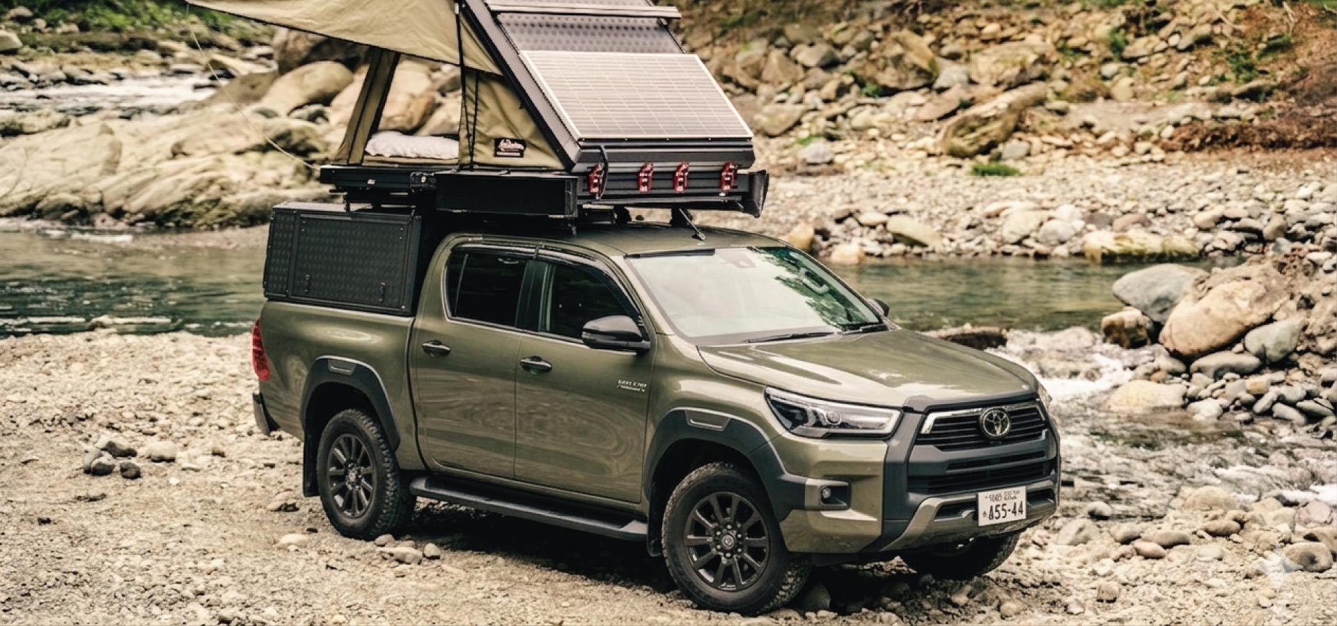 Toyota Hilux Bush Cabin