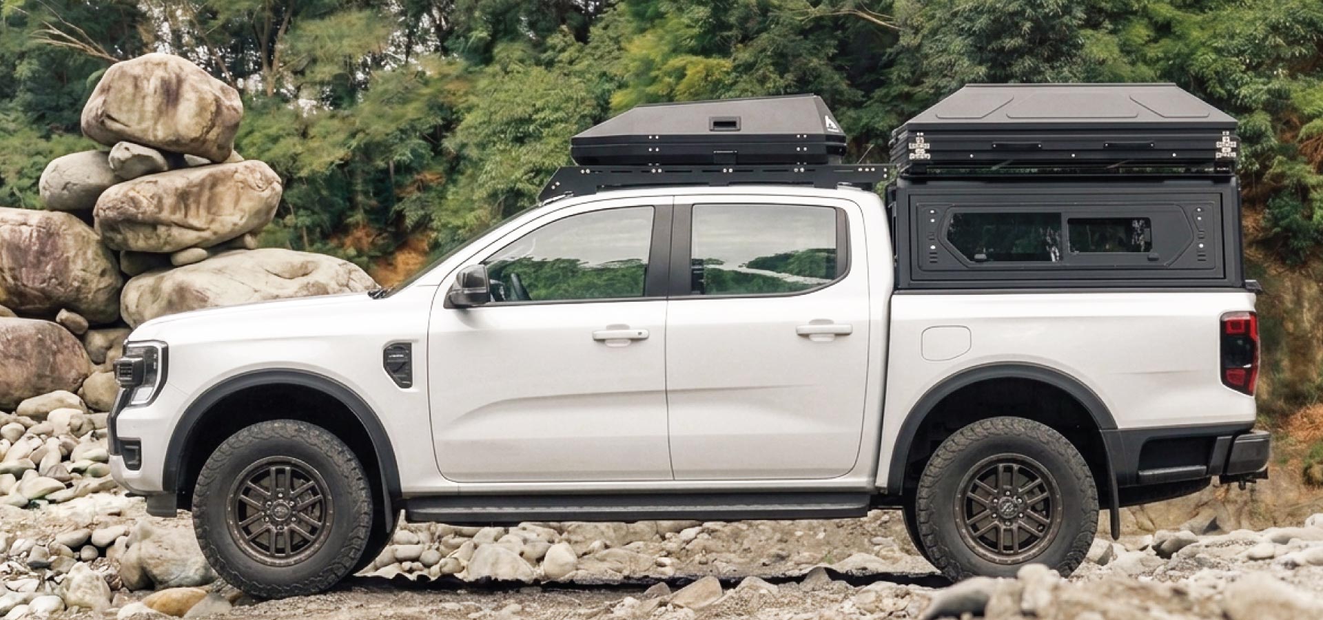 Toyota Hilux Dual Tent Canopy — Overland Campers Japan