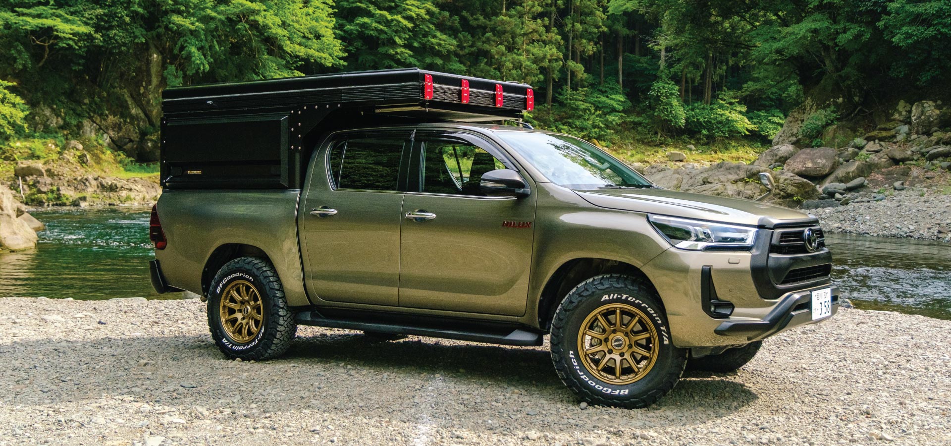 Toyota Hilux Bush Cabin — Overland Campers Japan